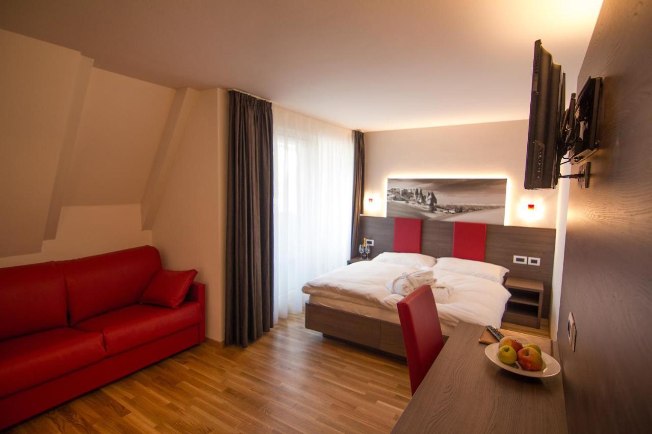 Comfort Hotel Erica Salurn Exterior foto