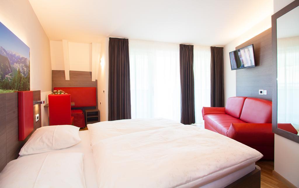Comfort Hotel Erica Salurn Exterior foto